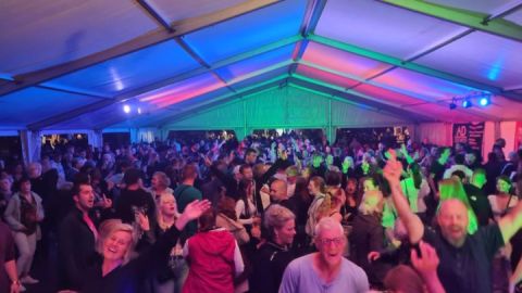 Party im Festzelt