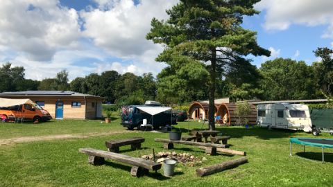 Campingplatz mit Kanustation