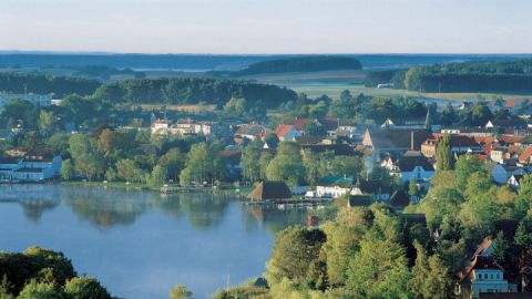 Blick vom Aussichtsturm Jörnberg auf Krakow am See, Mecklenburgische Seenplatte