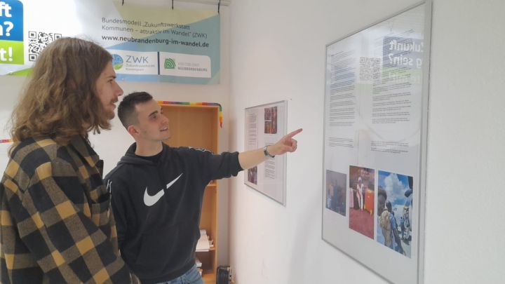 Ausstellung - Stimmen und Farben (4)